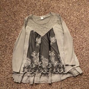 Ladies layered gray/black blouse